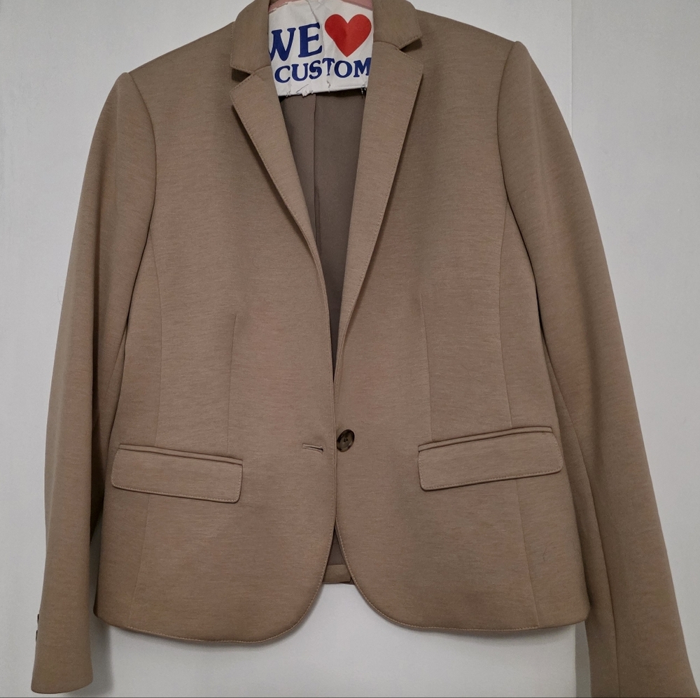 Ann Taylor Petite Women's 3 Piece Suite in Taupe